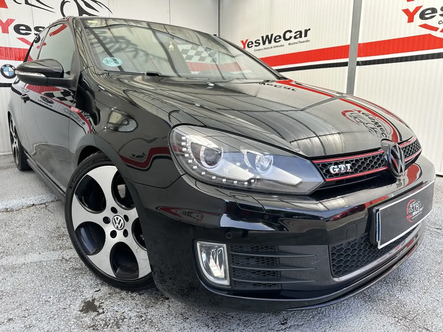 Volkswagen Golf GTI 2.0 TSI Schwarz - 1