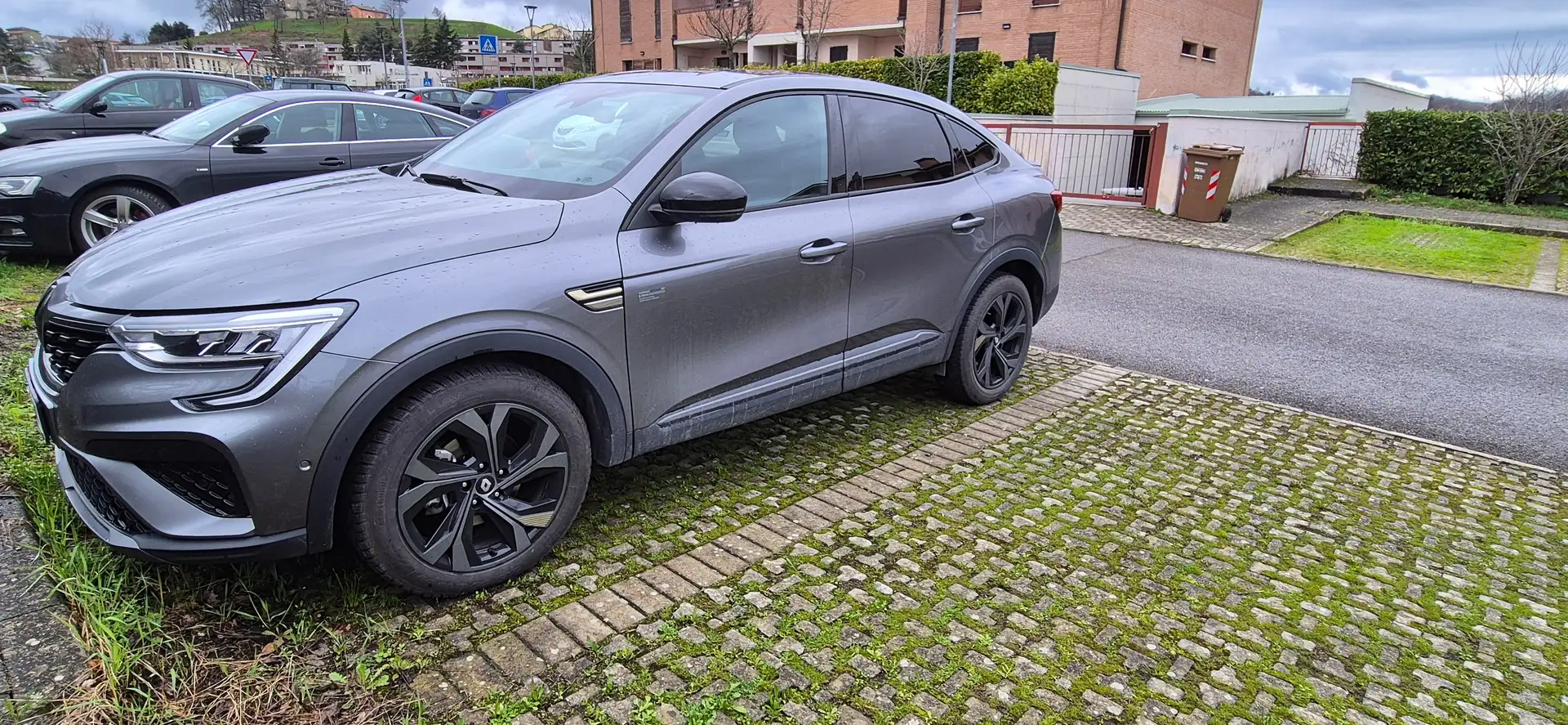 Renault Arkana Arkana 1.6 E-Tech full hybrid E-Tech Enginee 145cv - 1
