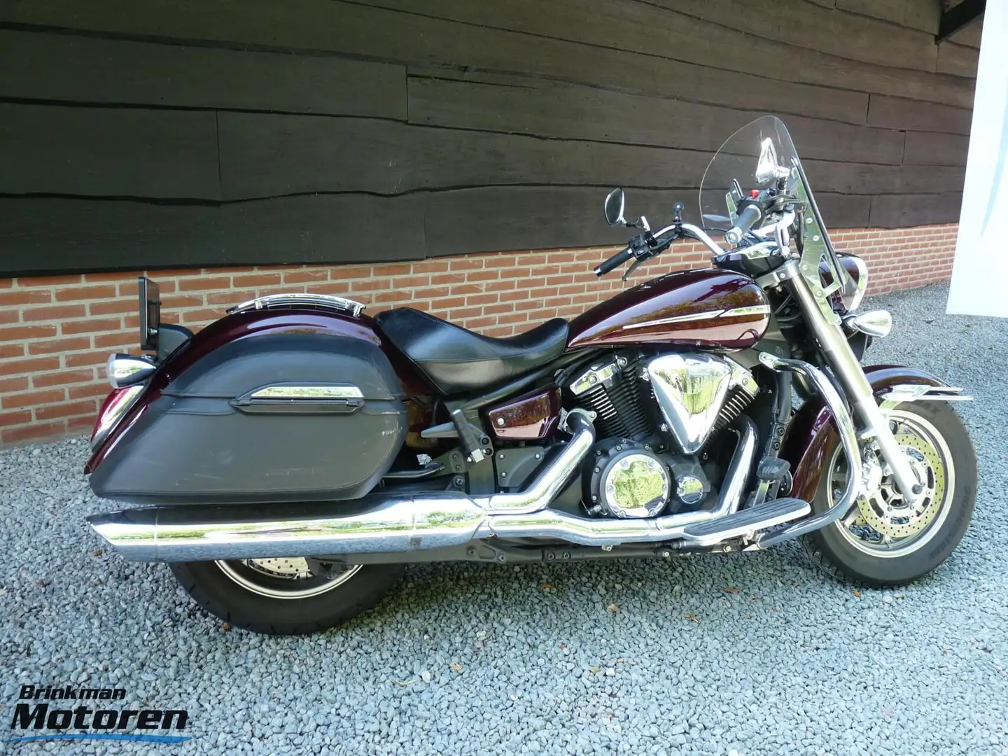 Yamaha XVS 1300 1300A Custom - 2