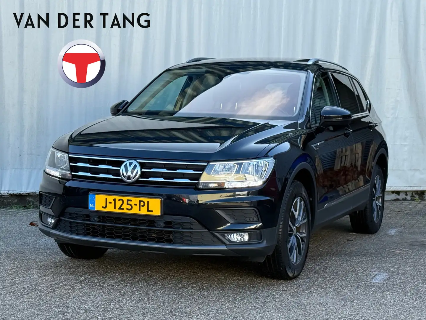 Volkswagen Tiguan Allspace 1.5 TSI Comfortline Business / Panodak Noir - 1