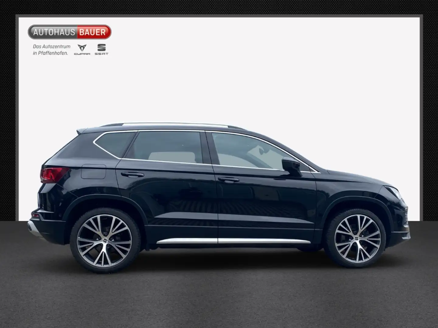 SEAT Ateca Xperience 2.0TDI DSG AUTOM PANORAMA DIGICOCKPIT FU Zwart - 2