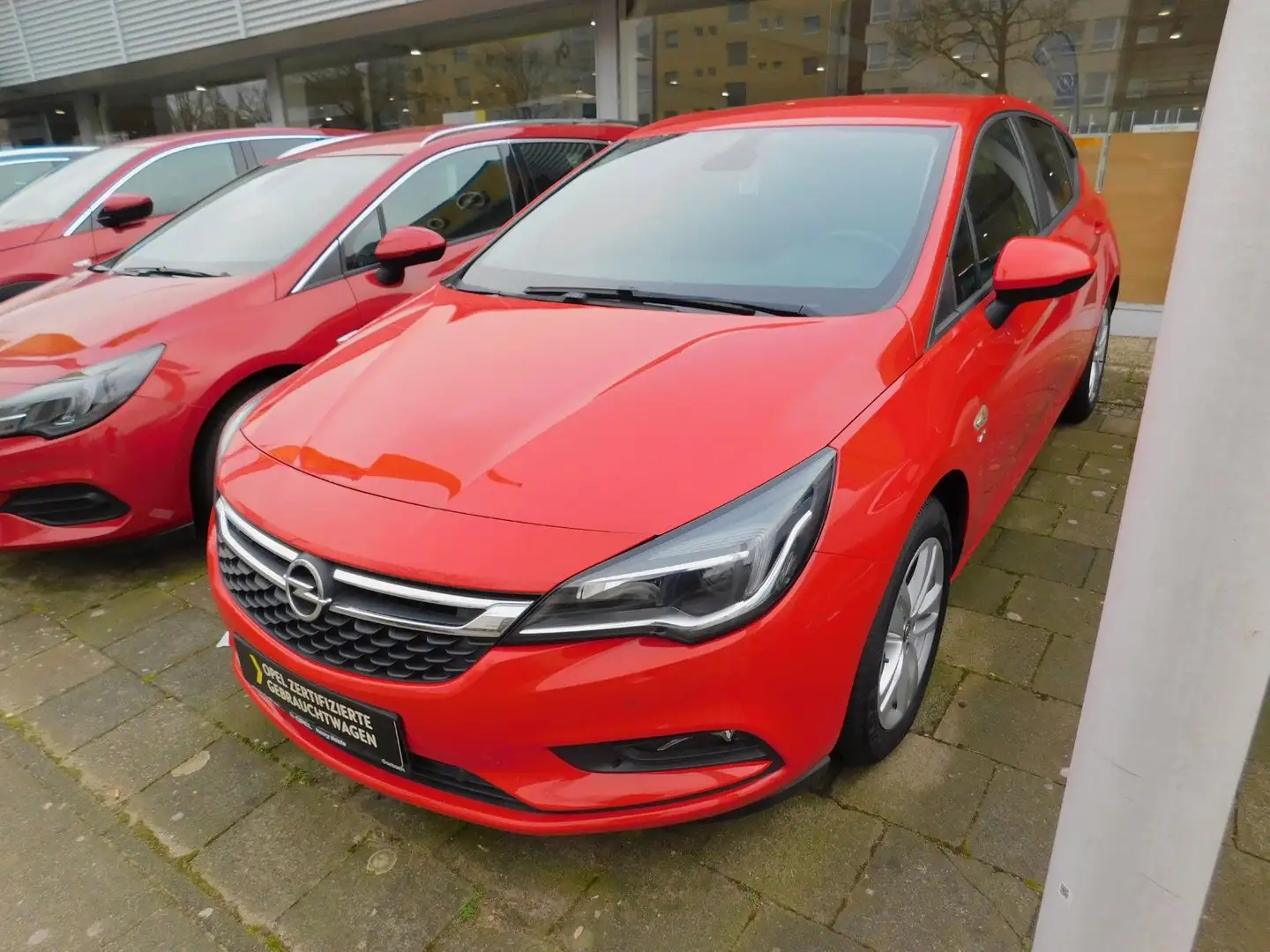 Opel Astra K Lim. 5-trg. Active Start/Stop Kırmızı - 1