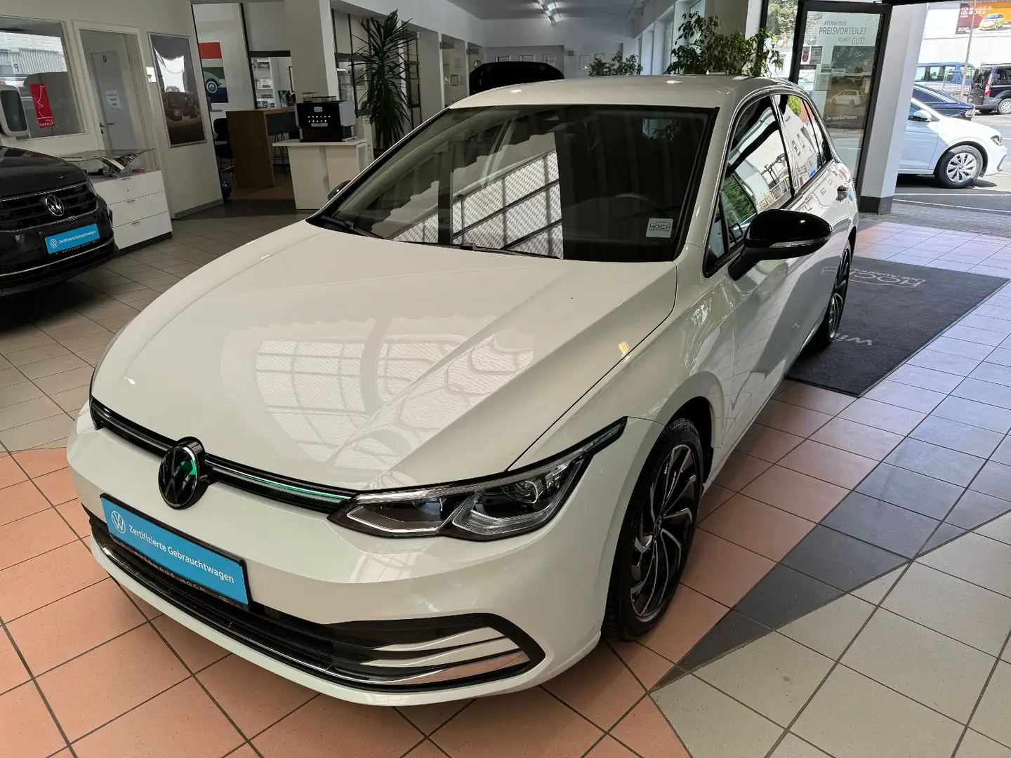 Volkswagen Golf VIII 1.5 TSI Active+Kamera LED+Sportfahrwerk Blanc - 2
