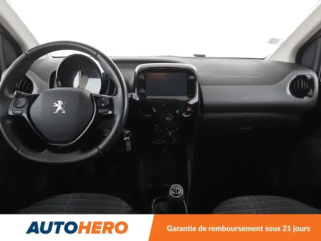 Peugeot 108 view 12