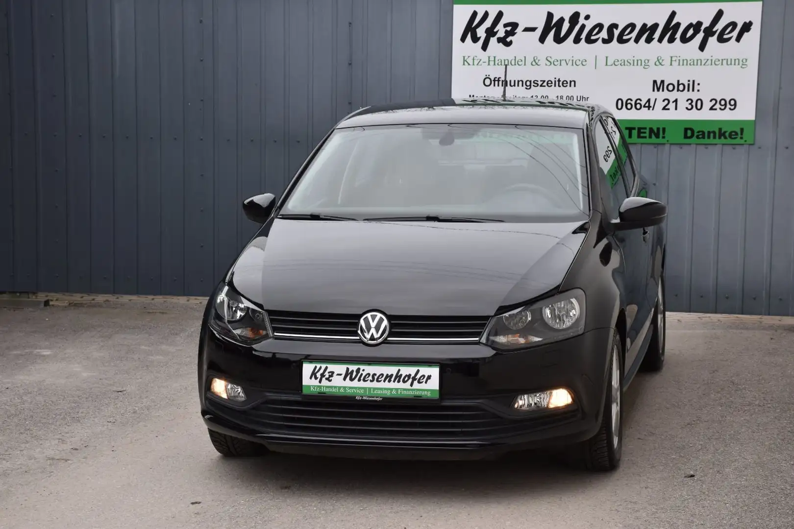 Volkswagen Polo 1.0 / Sitzheizung / Service & Pickerl NEU / Schwarz - 2