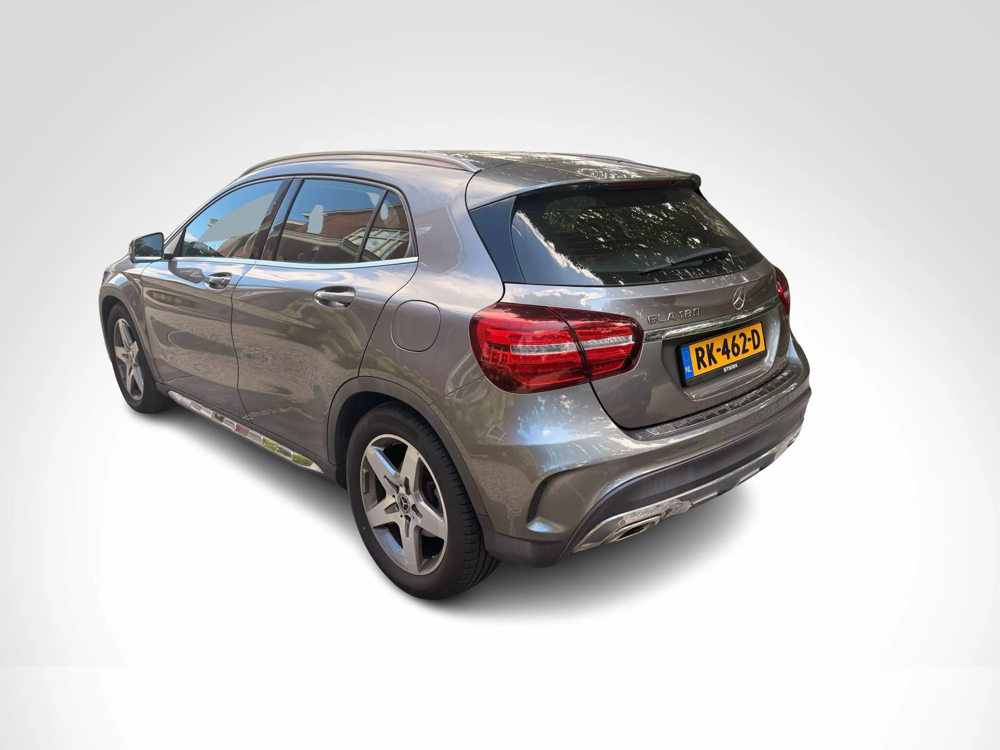 Mercedes-Benz GLA 180 GLA Automaat AMG Line WhiteArt Edition | LED | Cli — photo 2