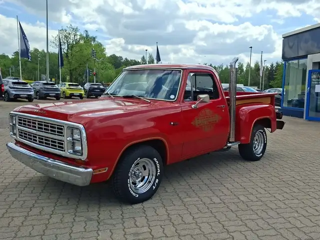 Dodge D100 Li´l Red Express Truck