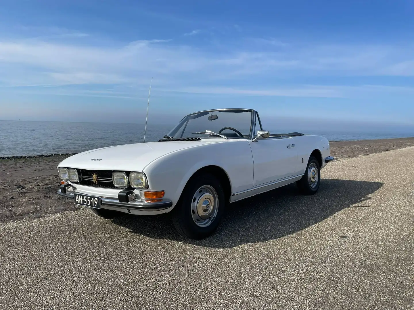 Peugeot 504 Cabriolet Weiß - 1