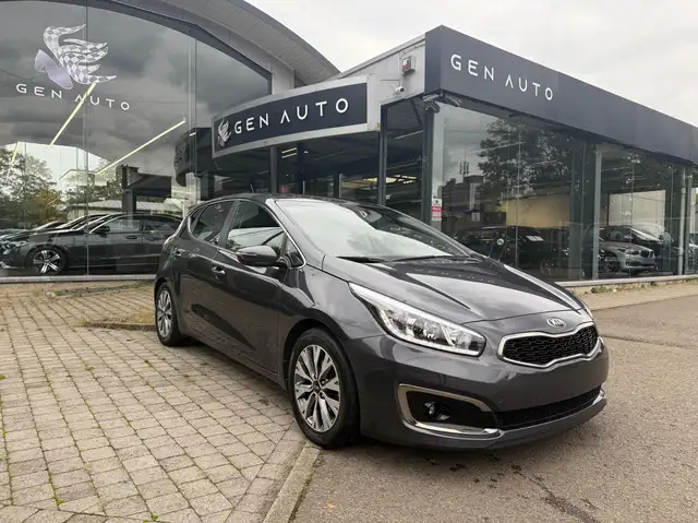 Kia Ceed / cee'd 1.4i Mind Euro6b Led  * 12 à 36 MOIS GARANTIE *