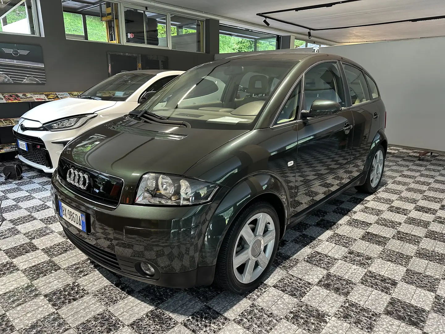 Audi A2 A2 1.4 Top Grün - 1