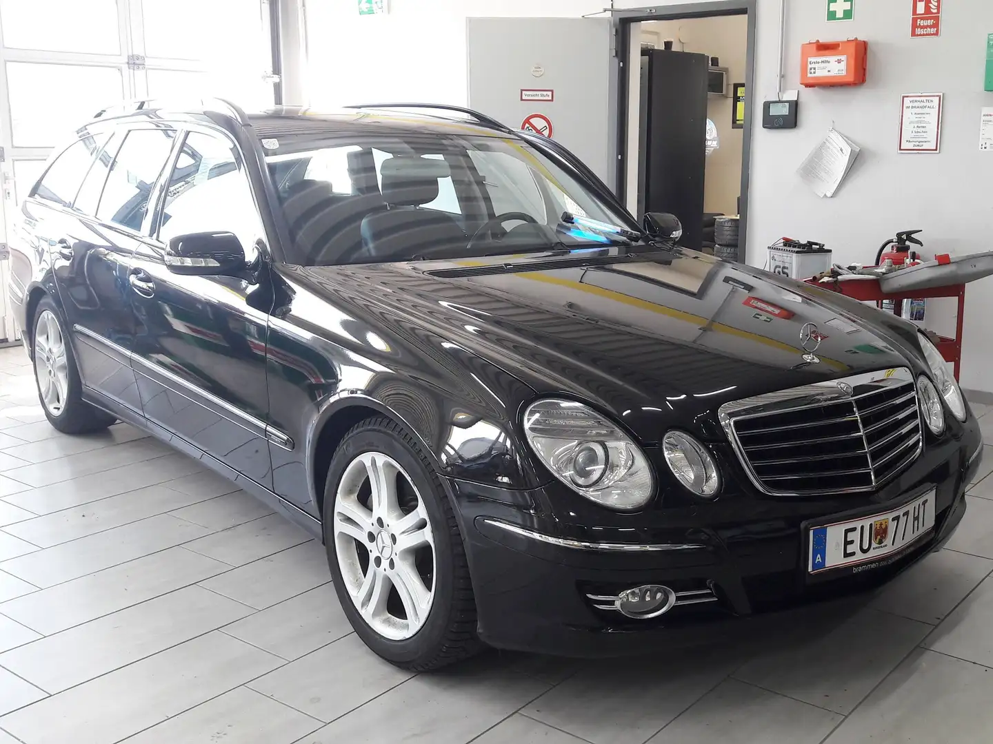 Mercedes-Benz E 350 E 350 T Avantgarde Sport Nero - 1
