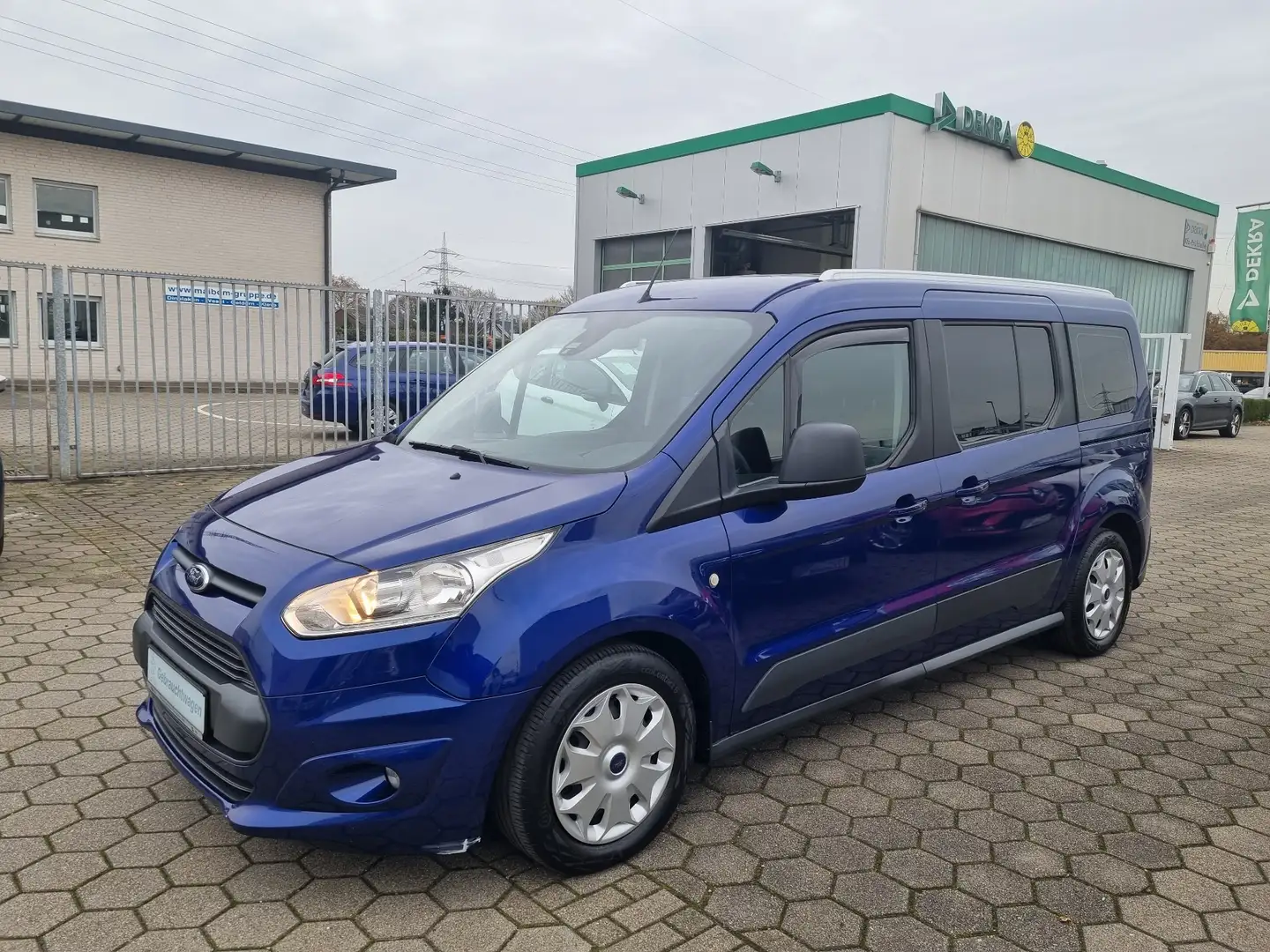 Ford Grand Tourneo Connect Langversion 1.5 TDCi Trend "7-Sitzer".... Bleu - 1