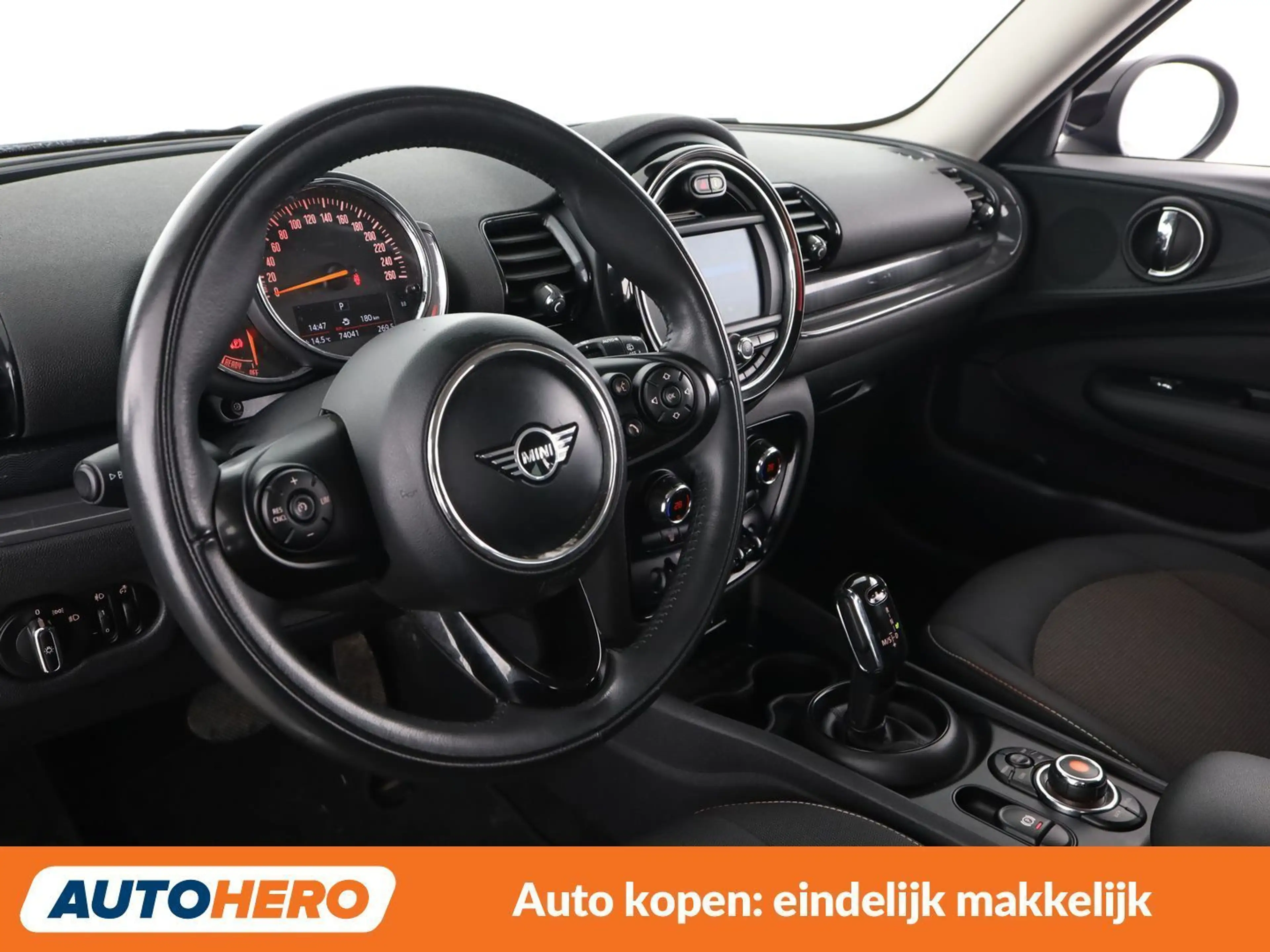 MINI Cooper Clubman Cooper — photo 11