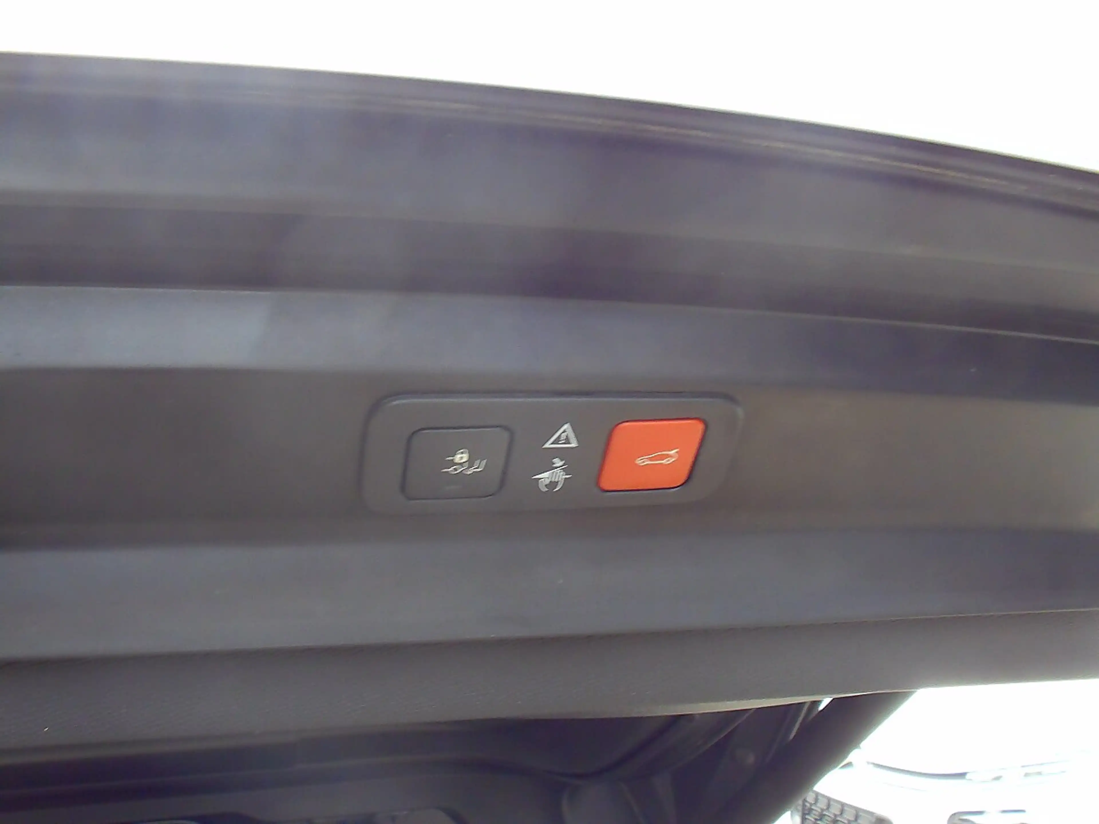 Peugeot 5008 BlueHDI 130 6-Gang-Manuell Allure Pack AHK — photo 13