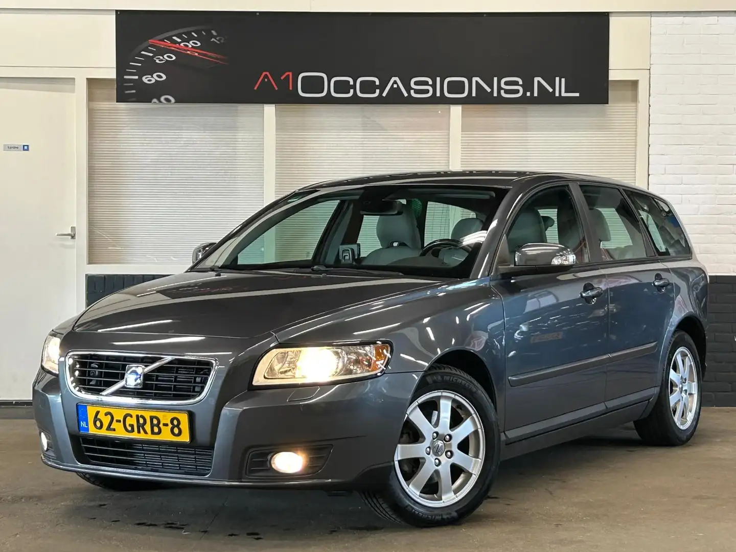 Volvo V50 1.8 Edition I + DEALER ONDERHOUDEN Grey - 2