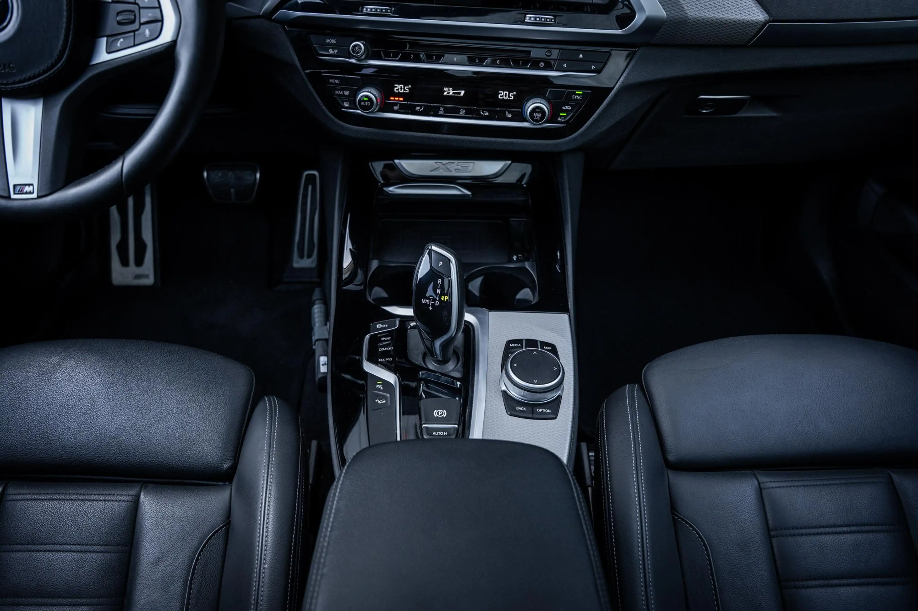 BMW X3 xDrive20i M-Sport Org.NL|Panorama|Leder|Camera|Ele — photo 26