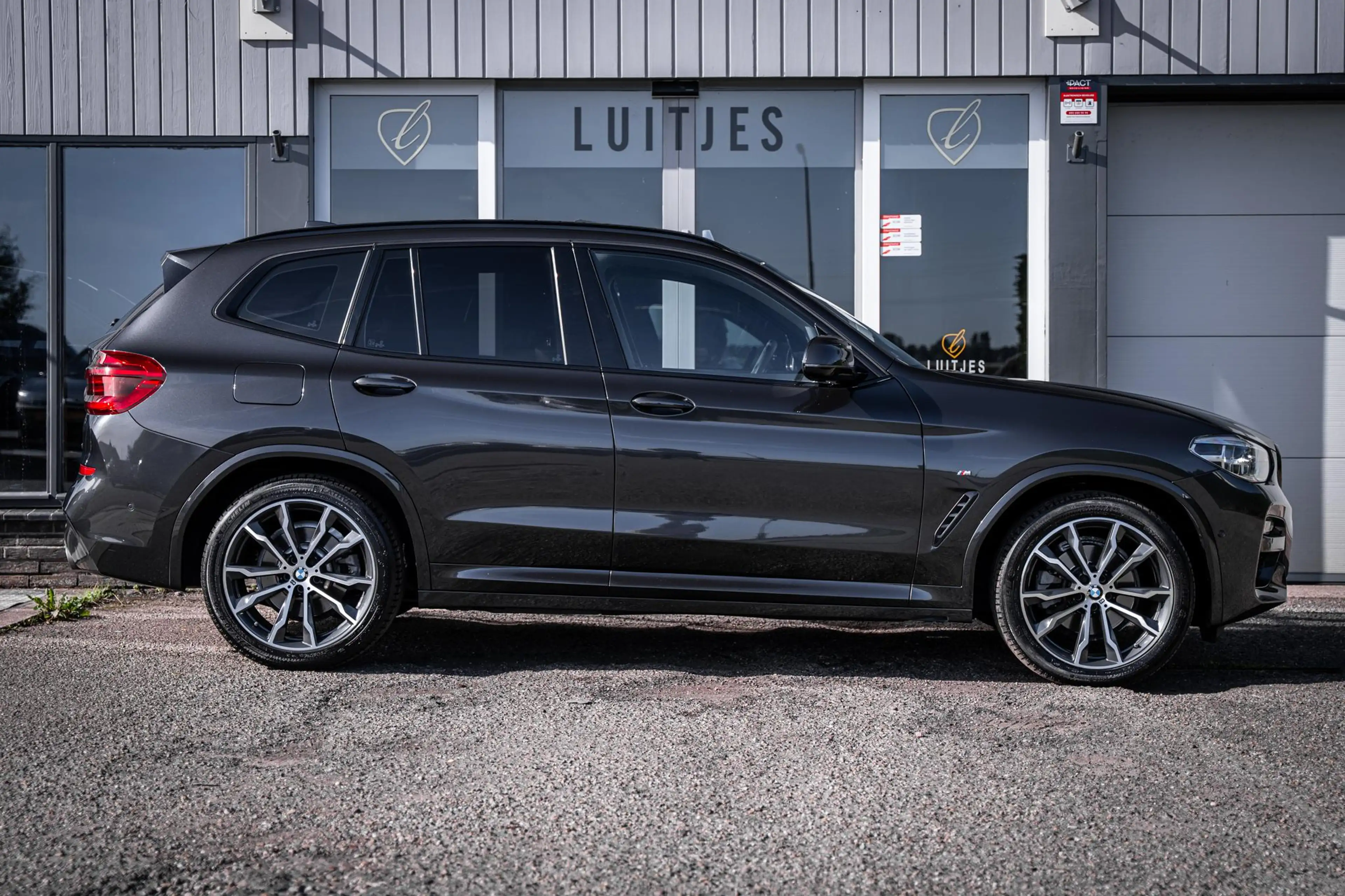 BMW X3 xDrive20i M-Sport Org.NL|Panorama|Leder|Camera|Ele — photo 9