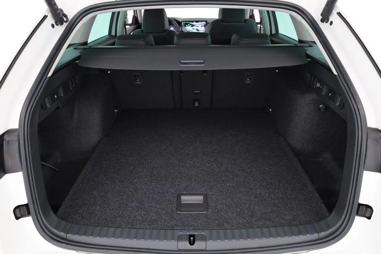Skoda Octavia 2026 — фото 13