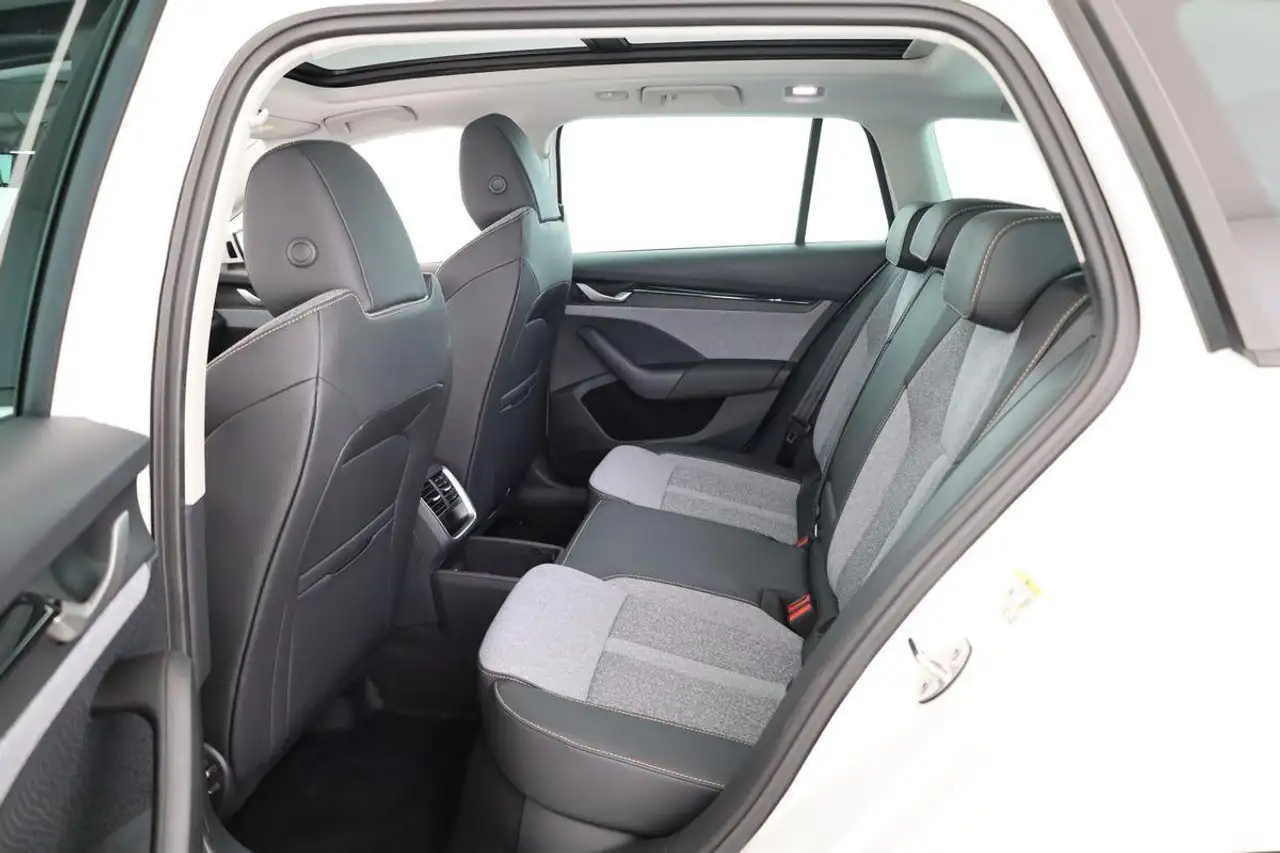 Skoda Octavia 2026 — фото 12