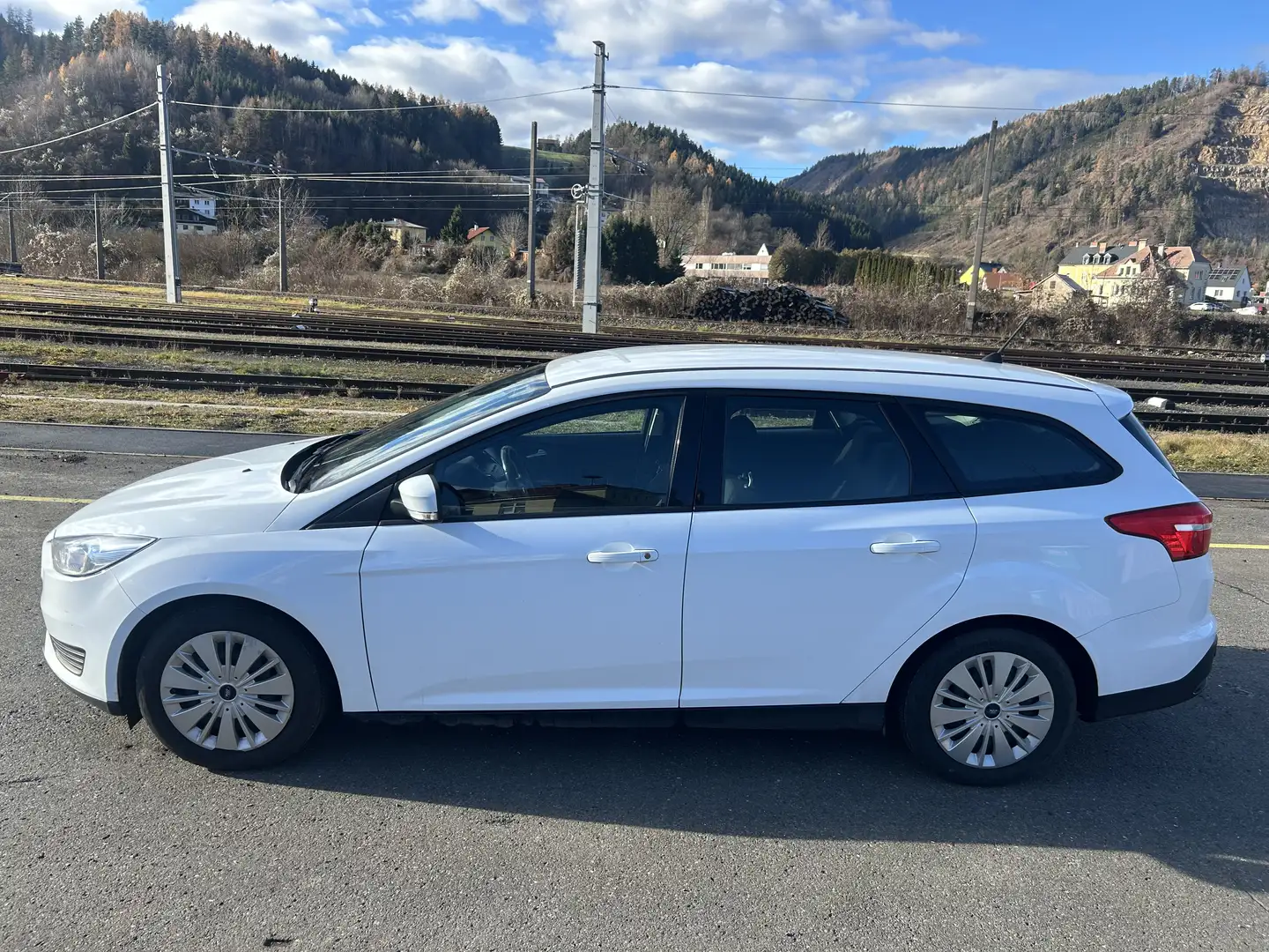 Ford Focus Traveller 1,5 EcoBlue Trend Edition Business - 2