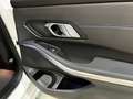 BMW 318 d M Sport*HUD*HI-FI*SITZHEIZUNG*AMBIENTE*ALCANTARA Weiß - thumbnail 29