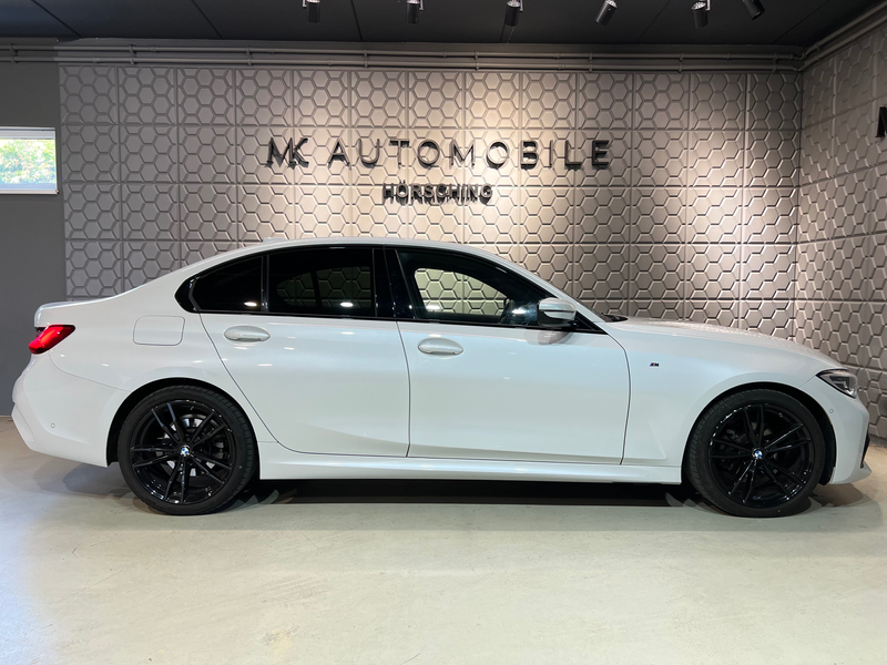 BMW 318 d M Sport*HUD*HI-FI*SITZHEIZUNG*AMBIENTE*ALCANTARA — photo 8