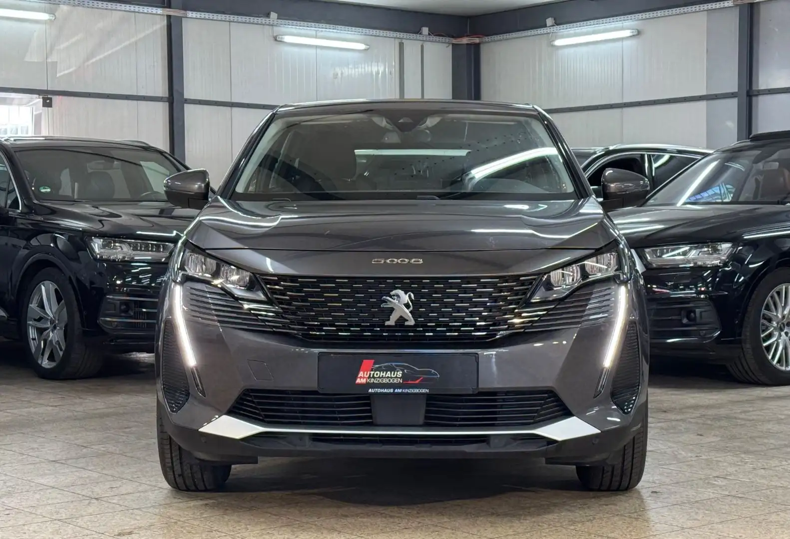 Peugeot 5008 Active Business 7SITZER*VIR*LANE*APP*DAB*1H Grau - 2
