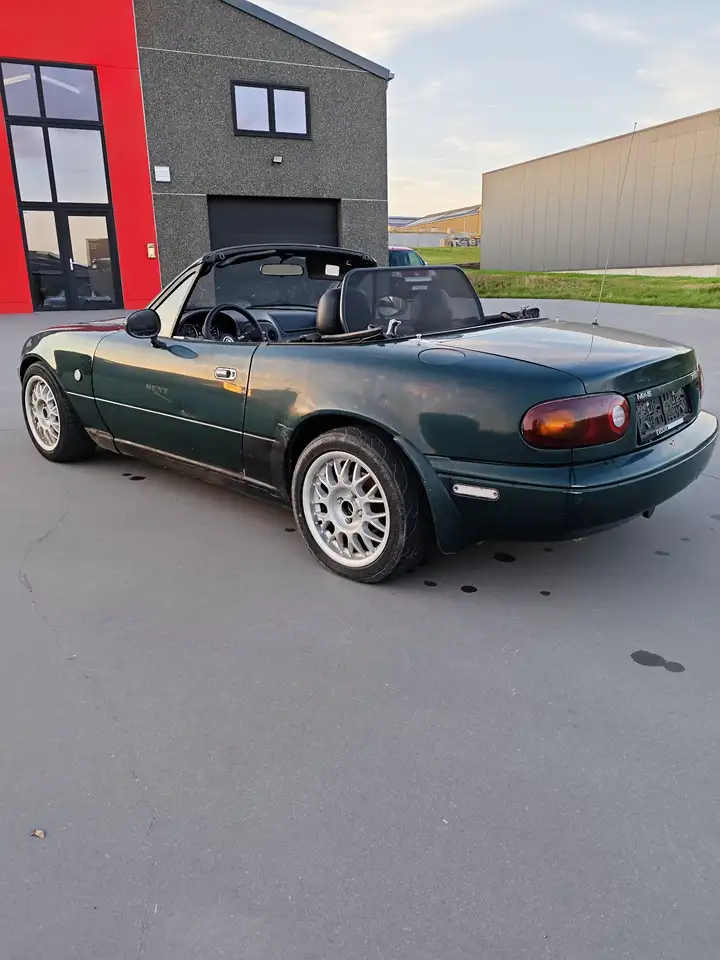 Mazda MX-5 MX5 Cabriolet 1.6i, foto 3