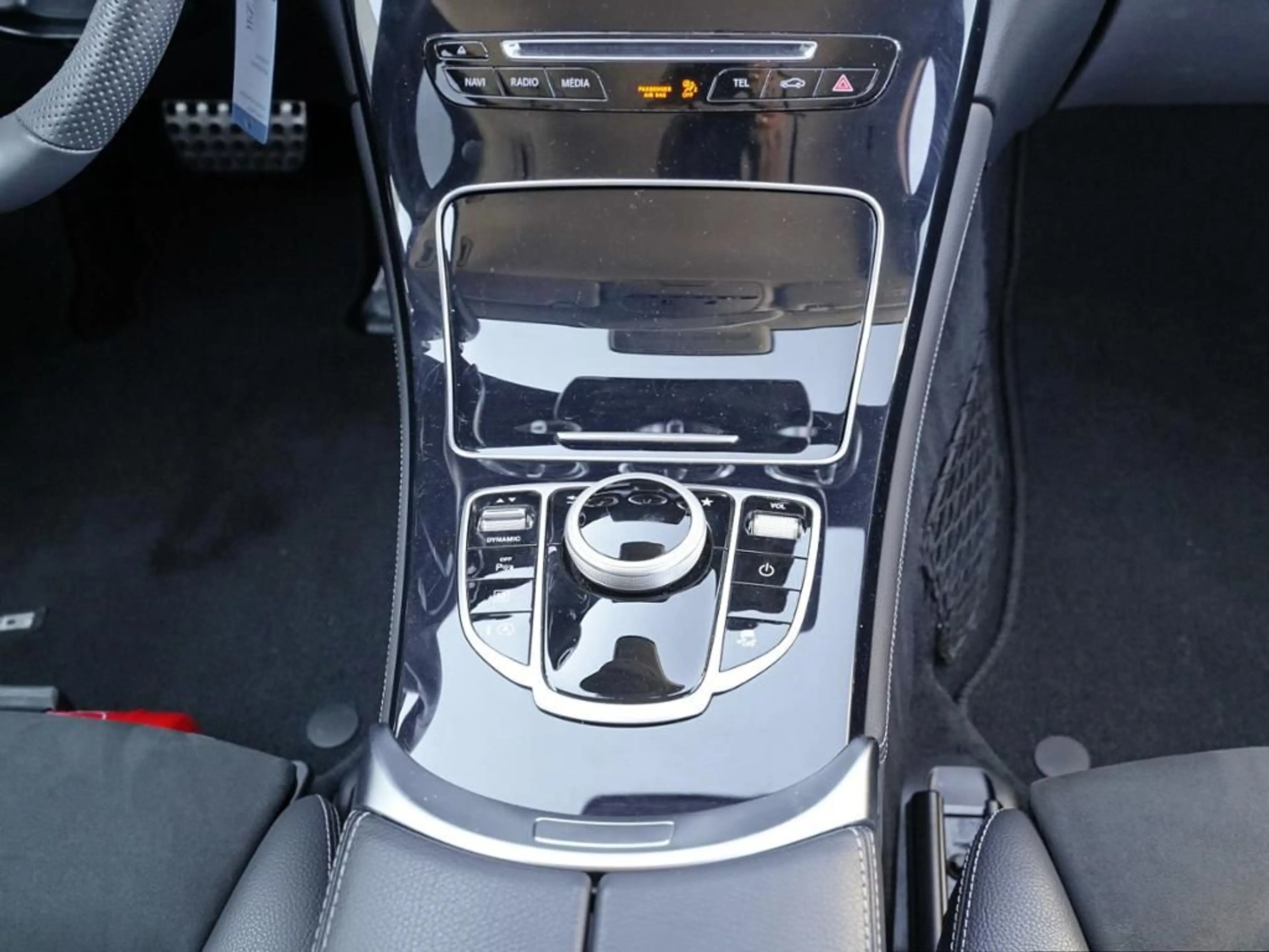 Mercedes-Benz GLC 220 d 4MATIC AMG LINE+KAMERA+TOTWINKEL+EASYP — photo 11