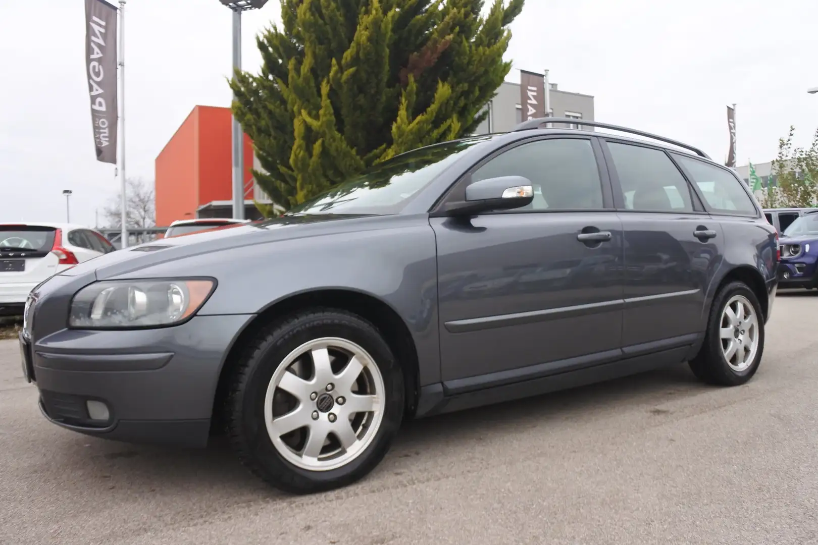 Volvo V50 V50 D5 Momentum Geartronic Aut. - 2