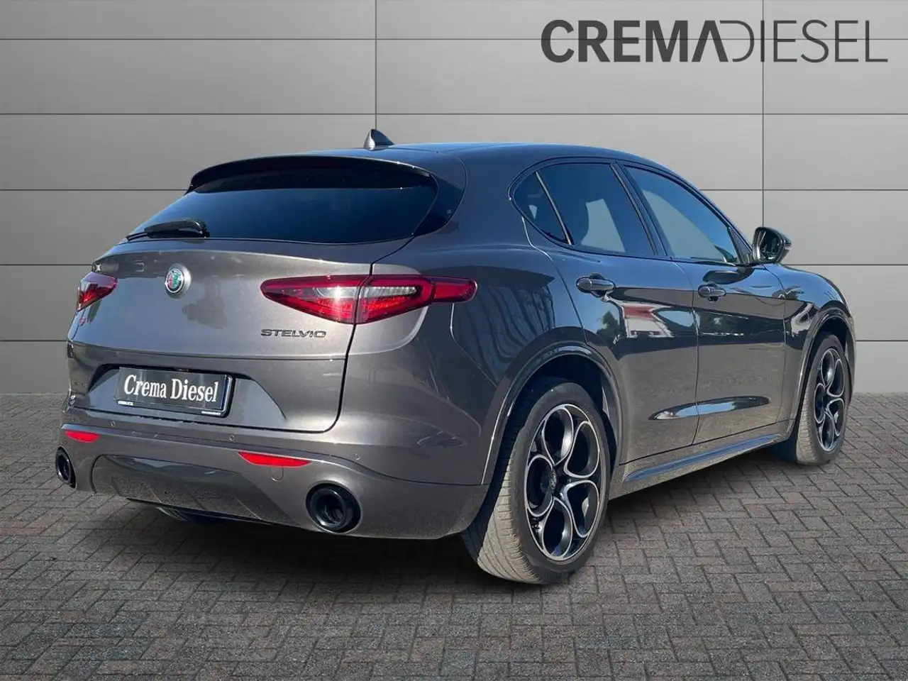Alfa Romeo Stelvio 2021