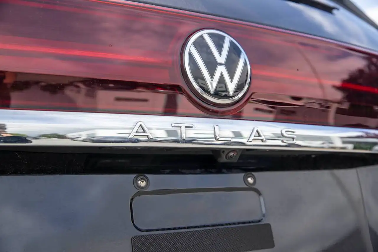 Volkswagen Atlas снимка Volkswagen Atlas