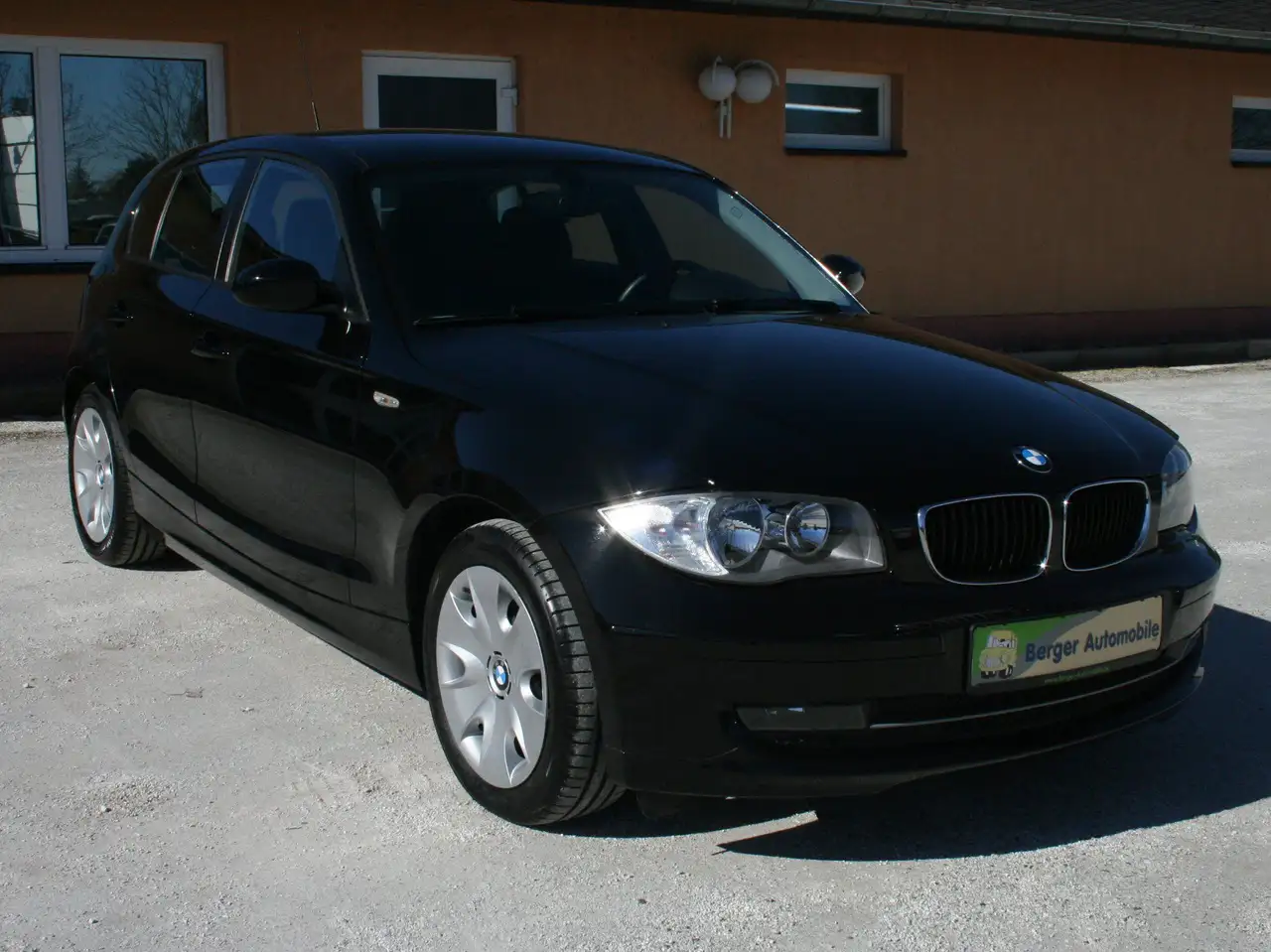 BMW 118