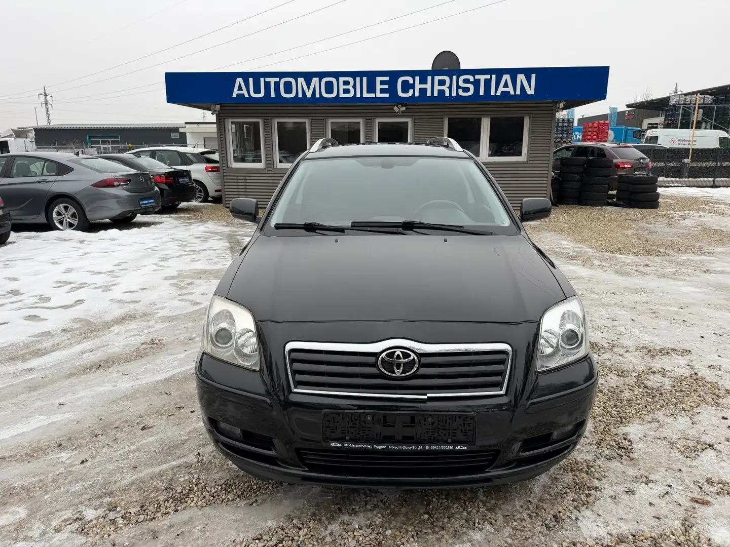 Toyota Avensis Kombi 1.8 Sol Klimaautomatik Schwarz - 1