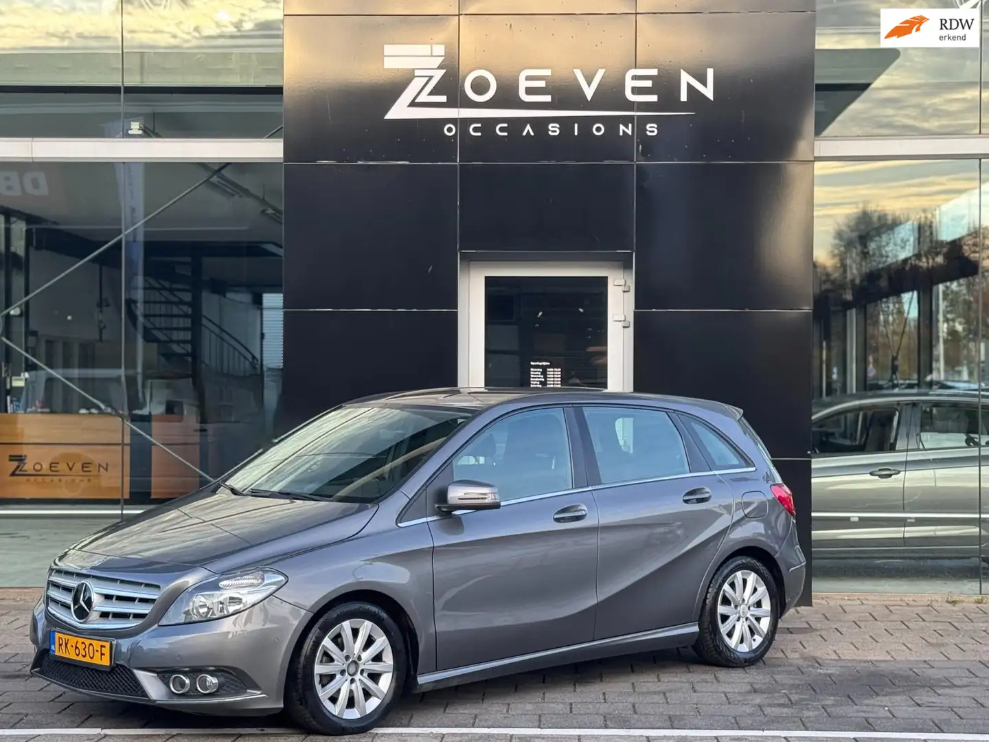 Mercedes-Benz B 180 CDI Ambition 4U3 Grijs - 1