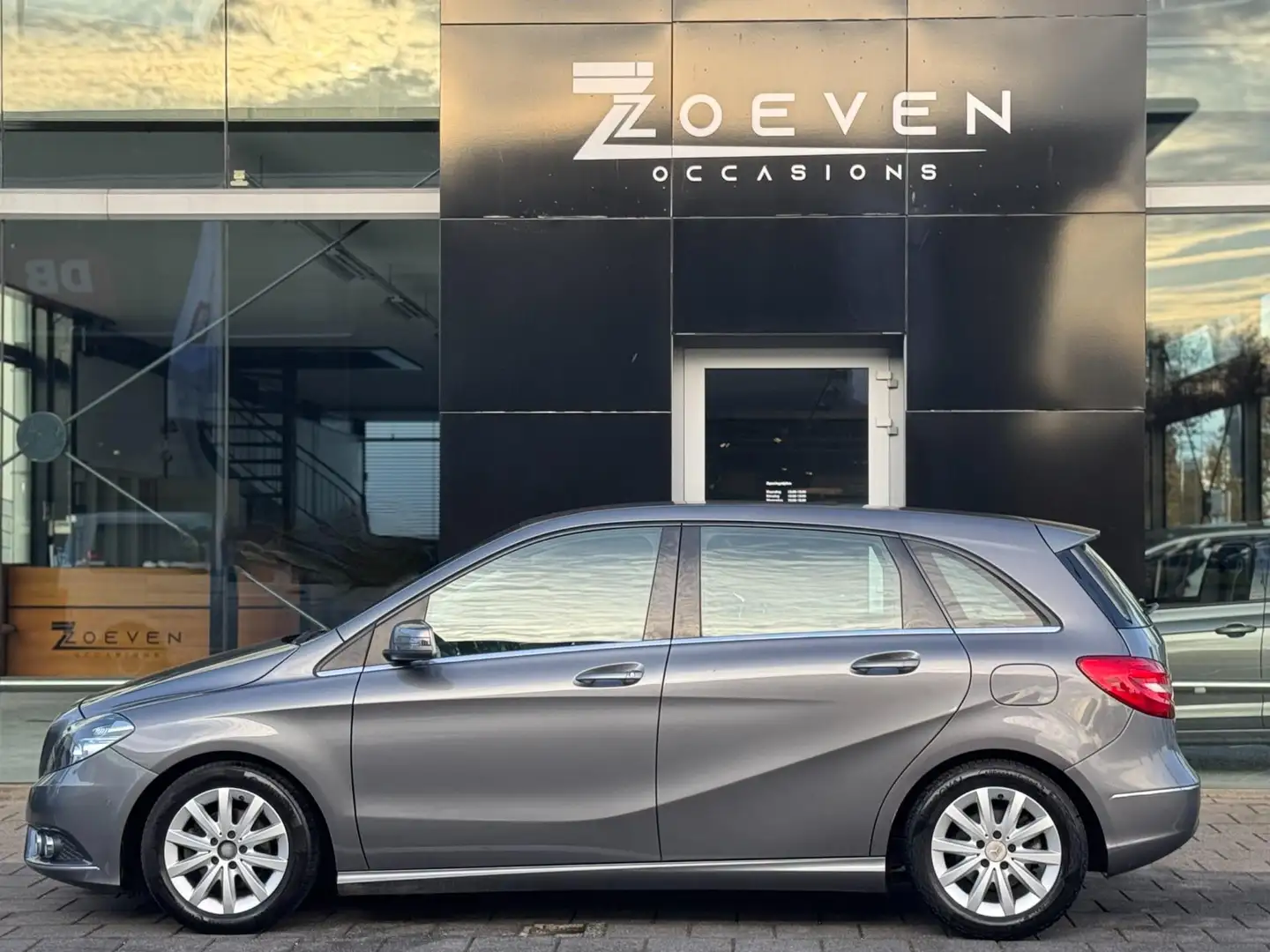 Mercedes-Benz B 180 CDI Ambition 4U3 Grijs - 2