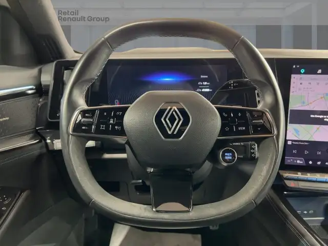 Renault Austral view 11