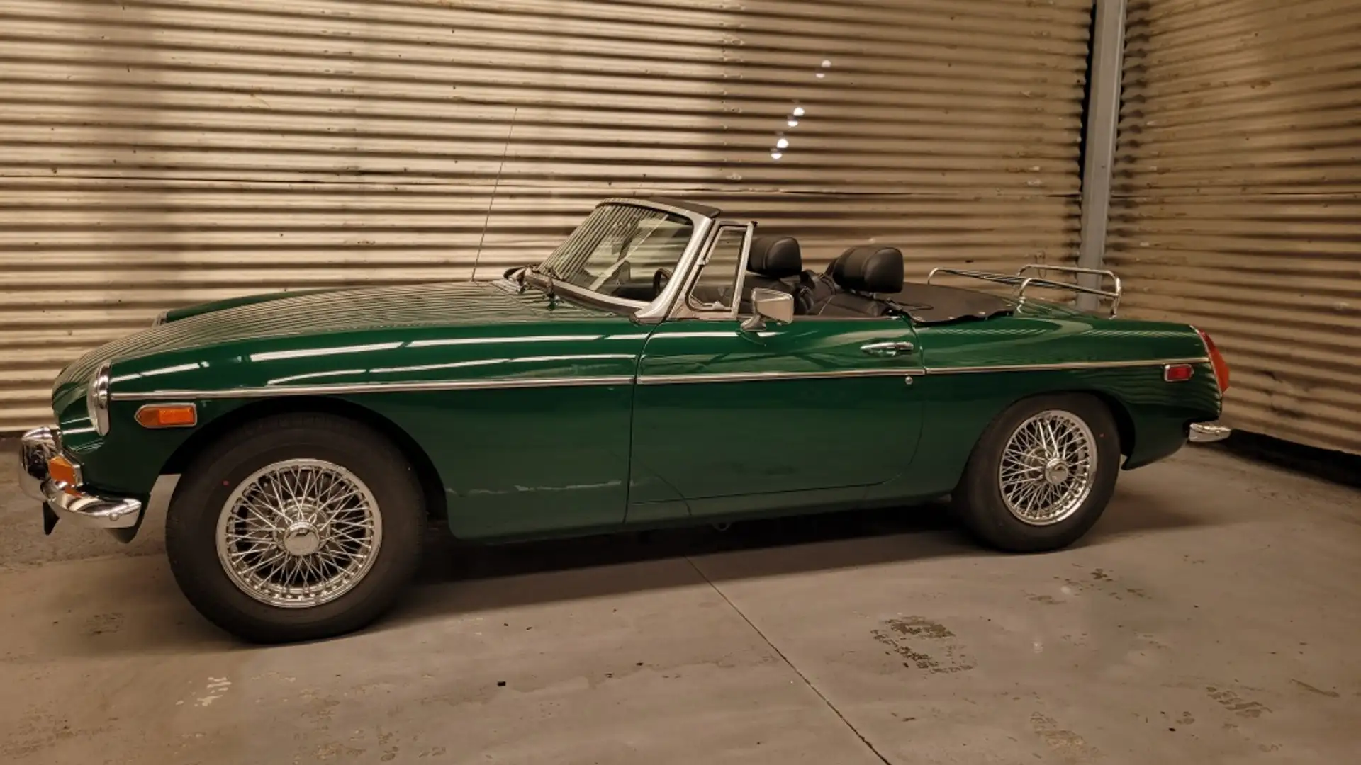 MG MGB MG B Cabrio (Gummi) Verde - 2