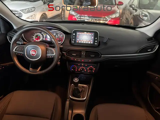 Fiat Tipo view 12