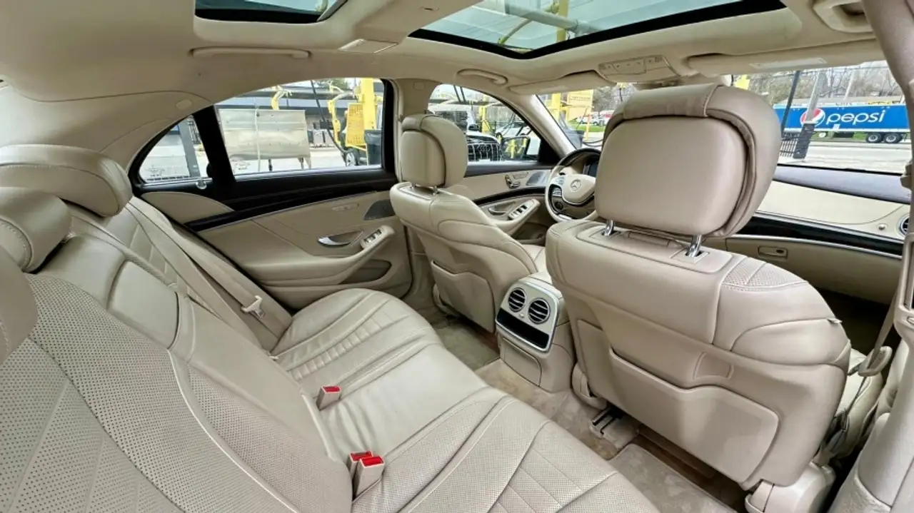 Mercedes-Benz S-Class снимка Mercedes-Benz S-Class