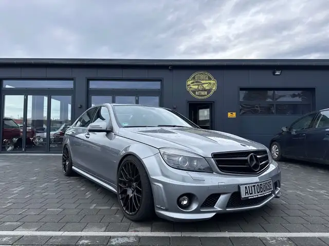 Mercedes-Benz C 63 AMG *Deutsches Fahrzeug*Uníkat*