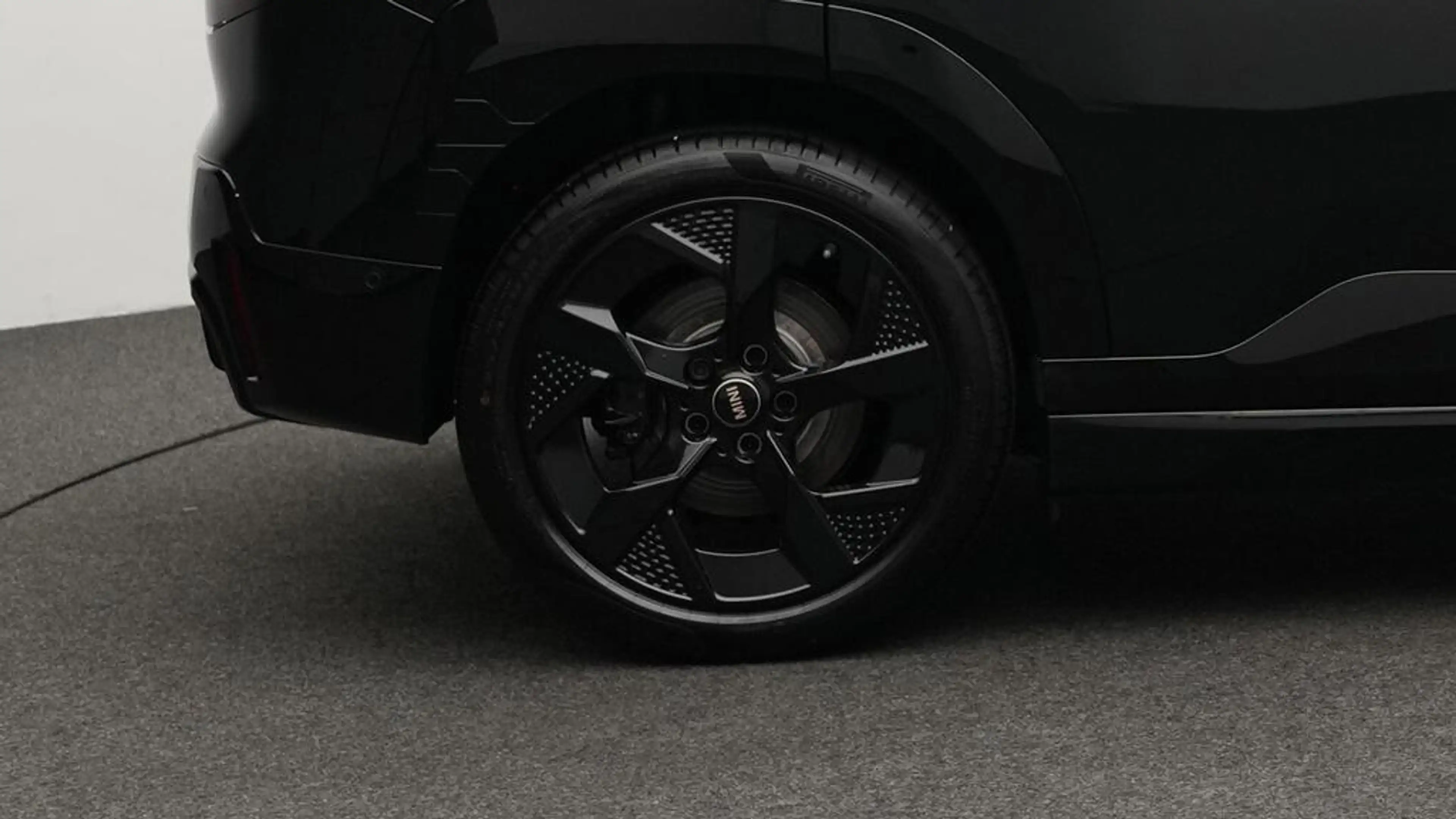 MINI Aceman John Cooper Works Trim — photo 11