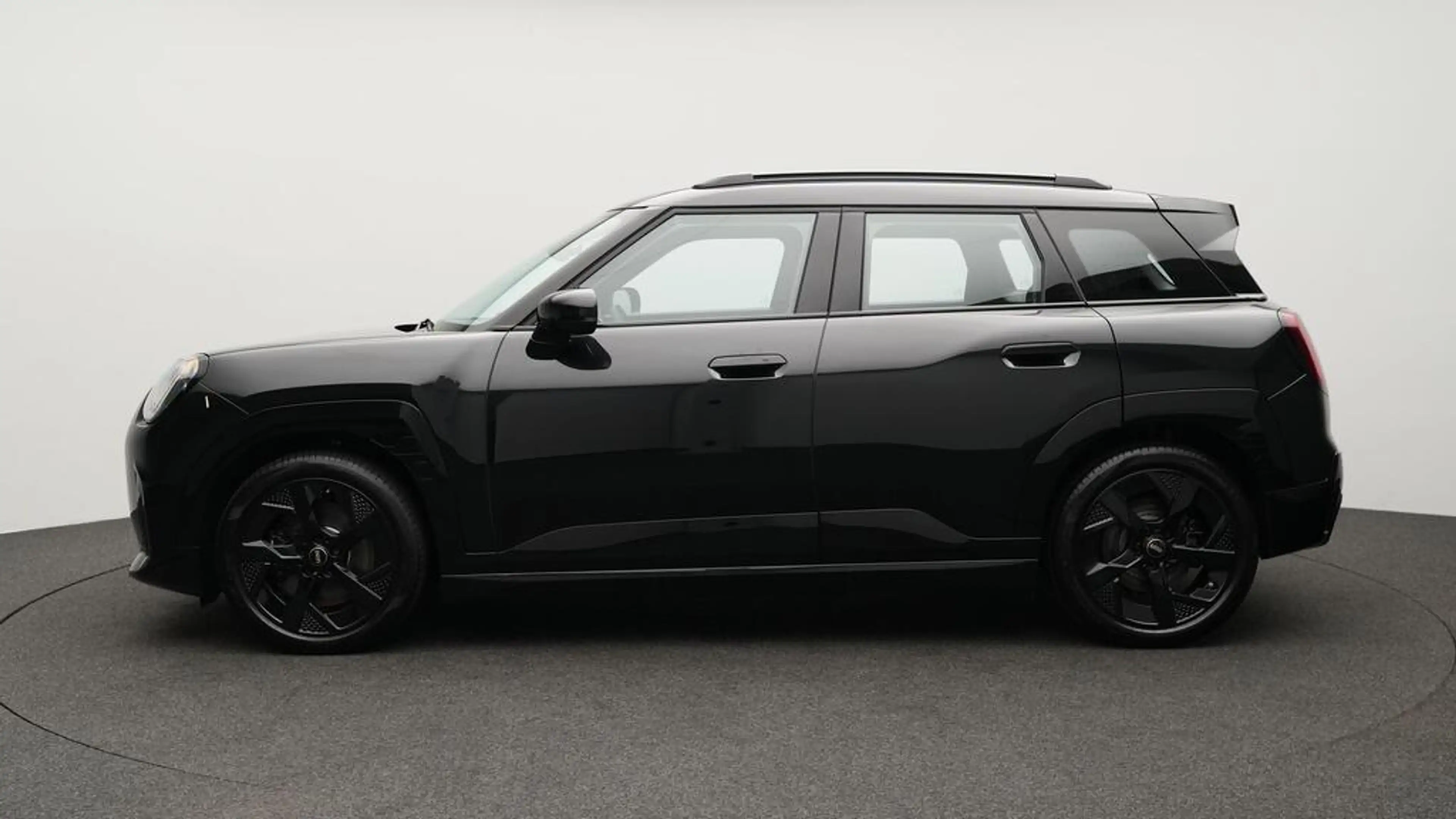 MINI Aceman John Cooper Works Trim — photo 2