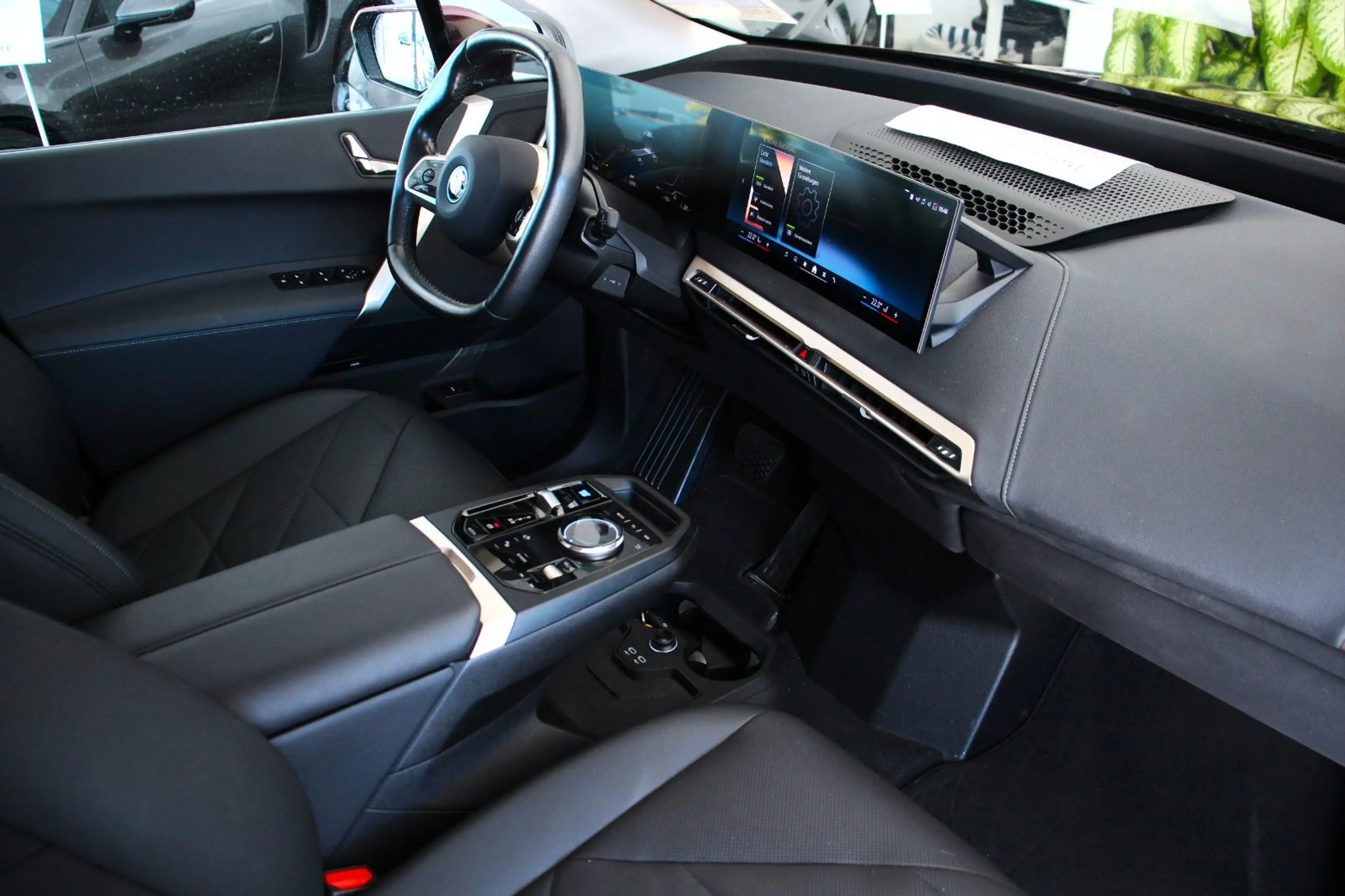 BMW iX xDrive40 Sport (I20) *Laser*AHK*ACC*360° — photo 15