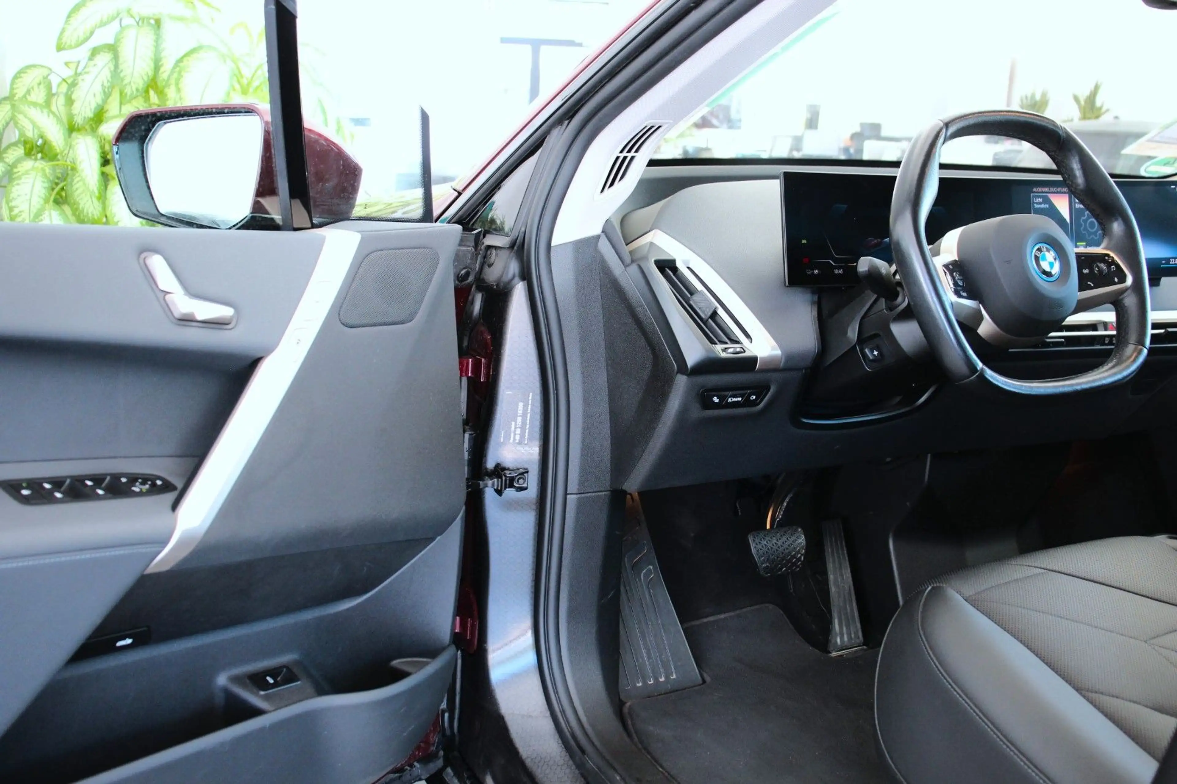 BMW iX xDrive40 Sport (I20) *Laser*AHK*ACC*360° — photo 8