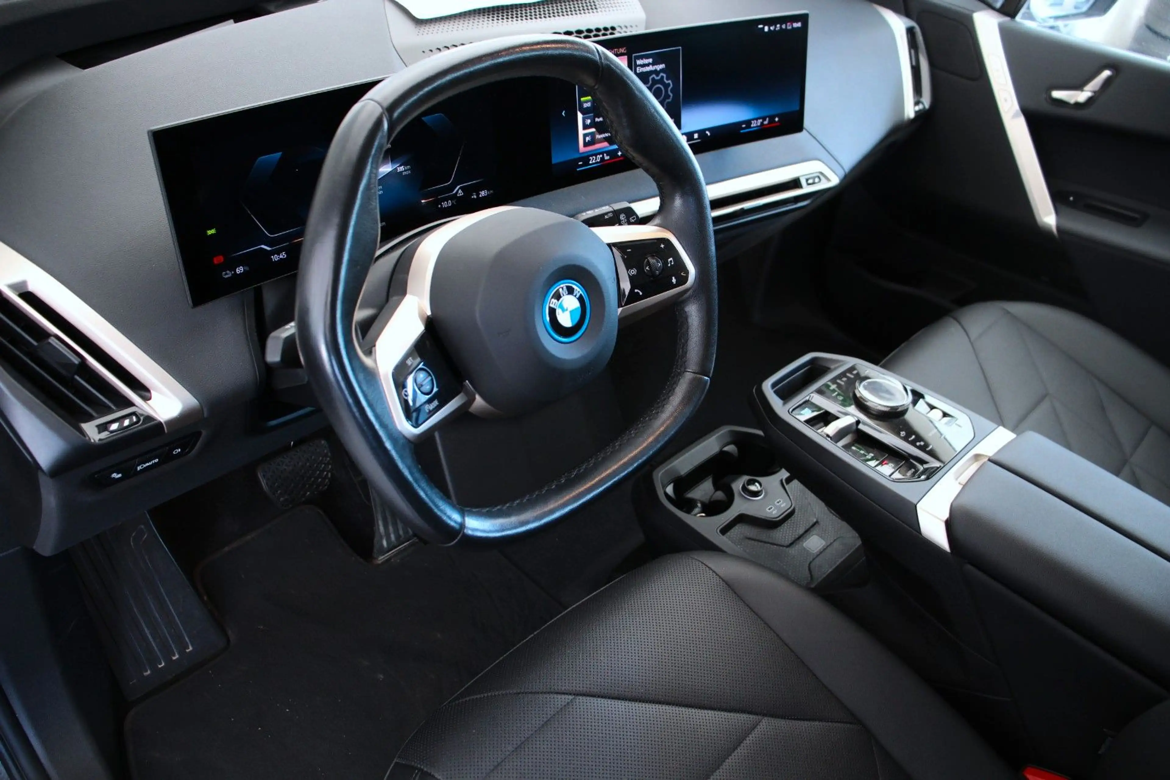 BMW iX xDrive40 Sport (I20) *Laser*AHK*ACC*360° — photo 9