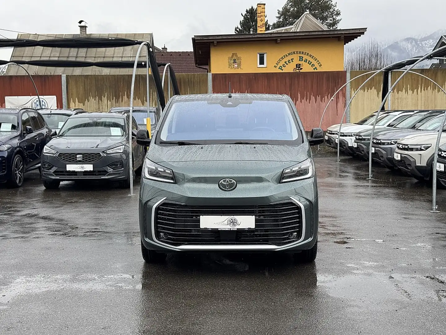 Toyota Proace Verso 2,0 D-4D 180 L2 VIP Aut. 7-Sitze Standhei... Grün - 2