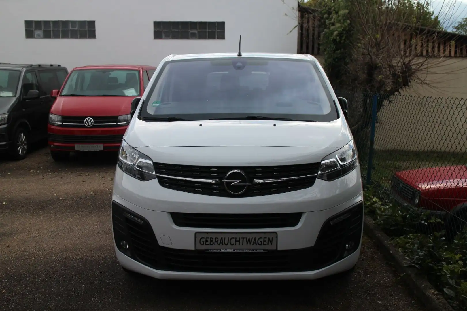 Opel Zafira Life 1.5 D Selection M/Klima/KeylessC/9Si Weiß - 2