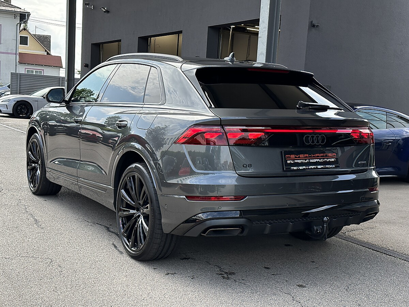 Audi Q8 e Hybrid quattro S-Line — photo 9