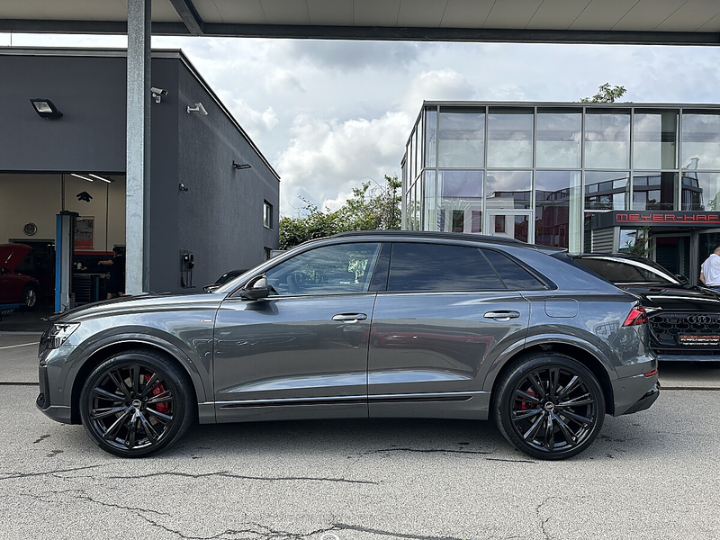Audi Q8 e Hybrid quattro S-Line — photo 6